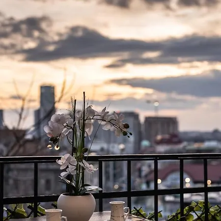 Max Luxury Apartment