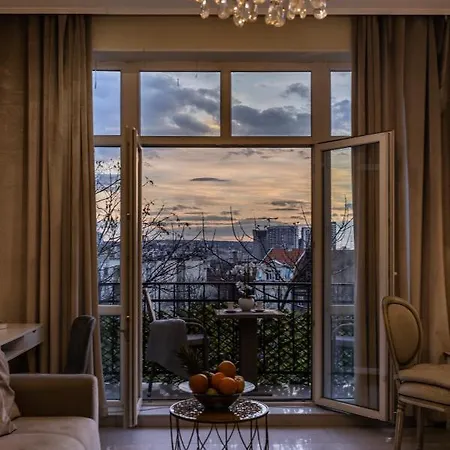 Max Luxury Apartament *