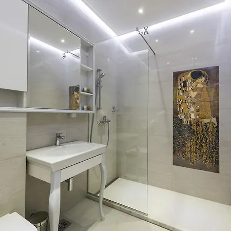 Max Luxury Belgrade